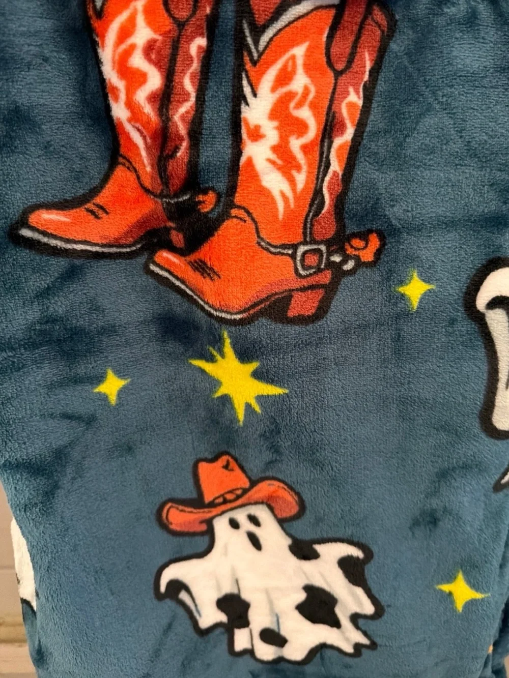 Wrangler Oversized Plush Throw Halloween Pumpkin Cow Ghost NWT
